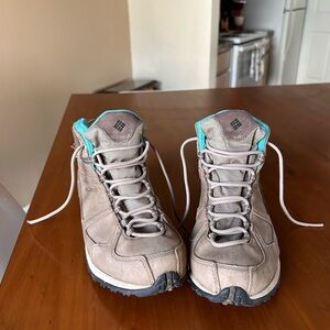 Columbia waterproof hiking boots